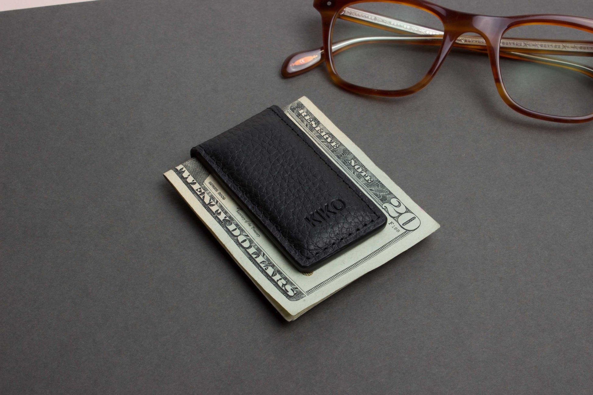 Compact Magnetic Money Clip - Cowhide