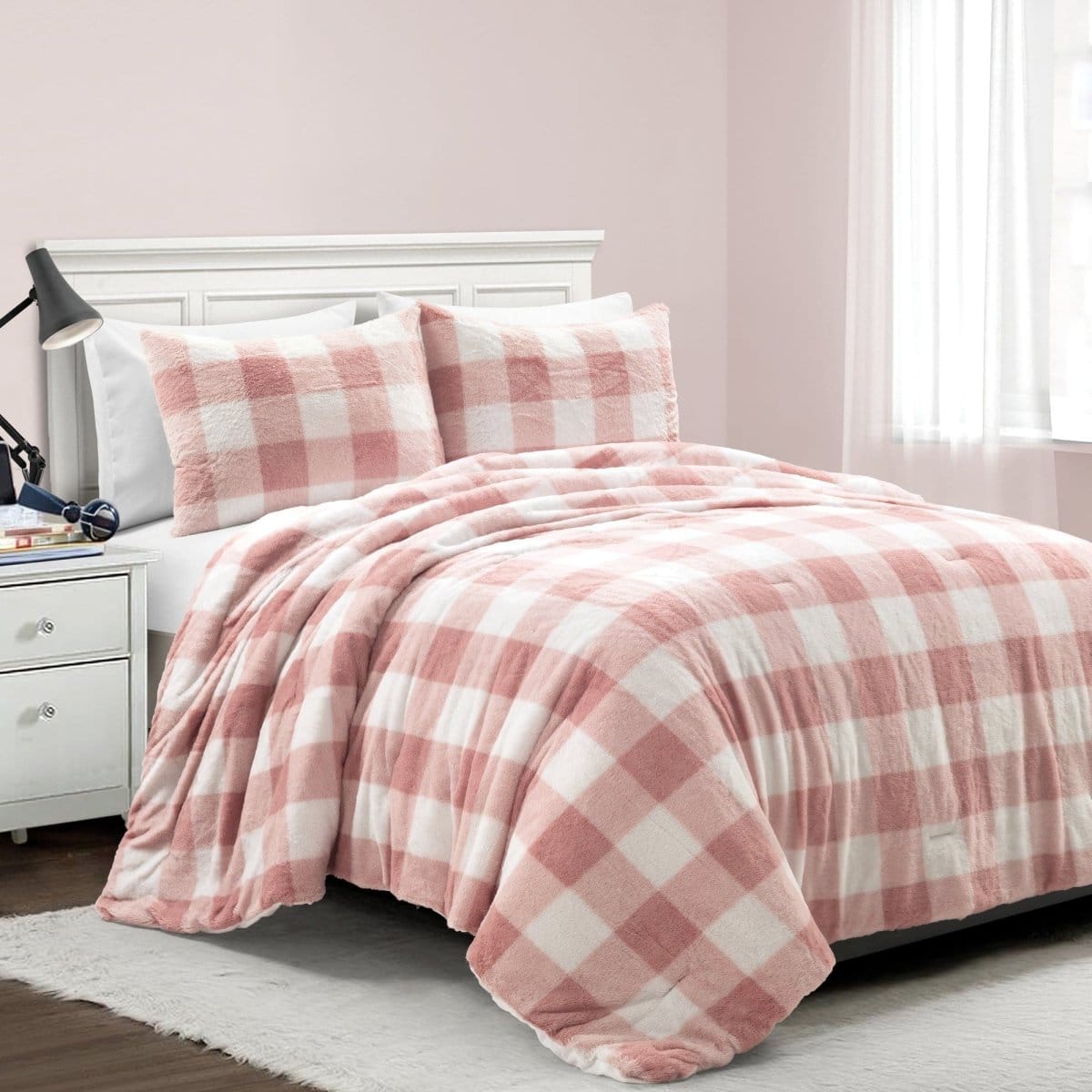 Luxurious checkered faux fur comforter set by LushDecor. Ultra-soft, all-season bedding with timeless style. Machine washable. Blush Pink and white plaid