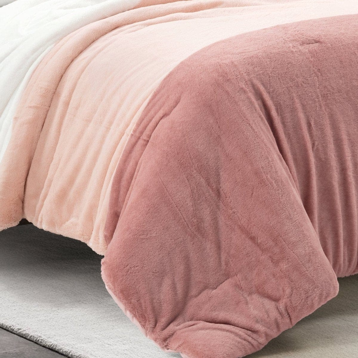 Farmhouse Faux Fur Comforter Set - Ultra Soft Color Block Bedding, Shades of Pink | LushDecor